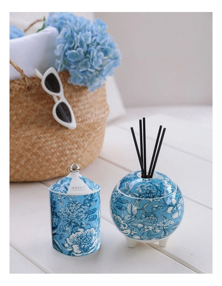 Sea Spray & Waterlily Ceramic Candle